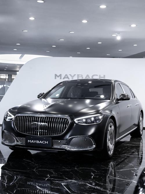 佛山193岚图汽车的售后服务让用户无忧出行，迈巴赫未来的豪华车趋势